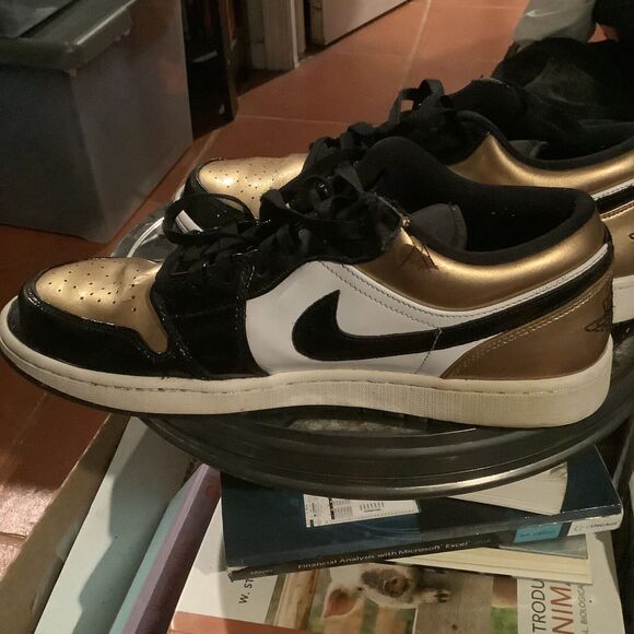 Nike Air Jordan 1 Low Gold Toe OG Metallic Black White CQ9447700 Men Size 12 main image 7